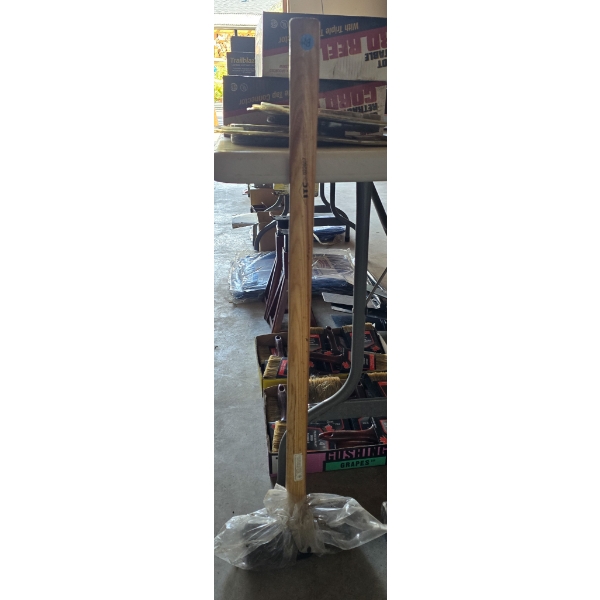 16LB SLEDGE HAMMER