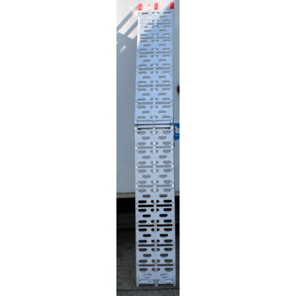 FOLDING MOTORCYCLE RAMP - ALUMINUM