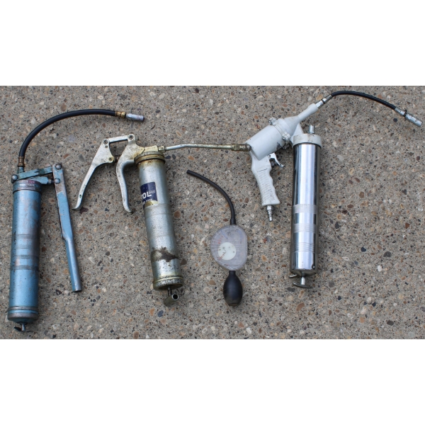 GREASE GUNS - PNEUMATIC ETC.