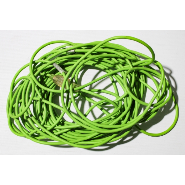 OUTDOOR EXTENSION CORD