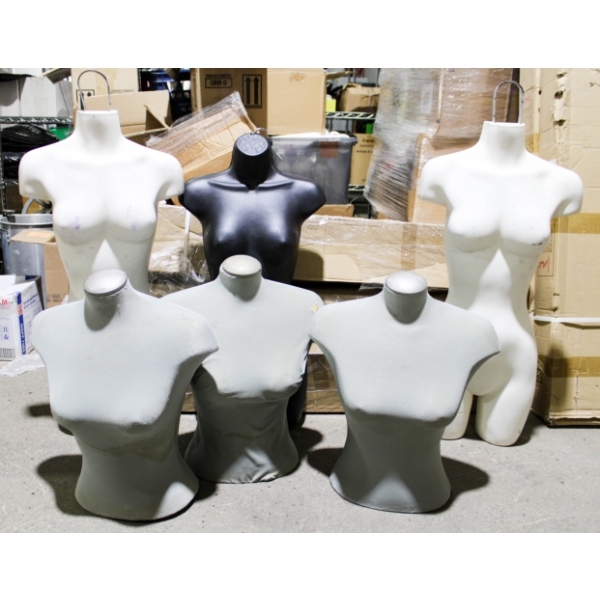 5 FEMALE MANNEQUIN FORMS