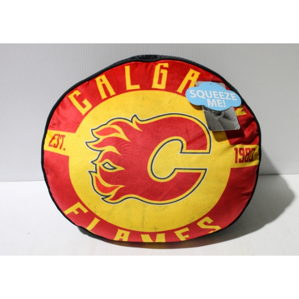 CALGARY FLAMES NHL 15" ROUND PUCK CUSHION