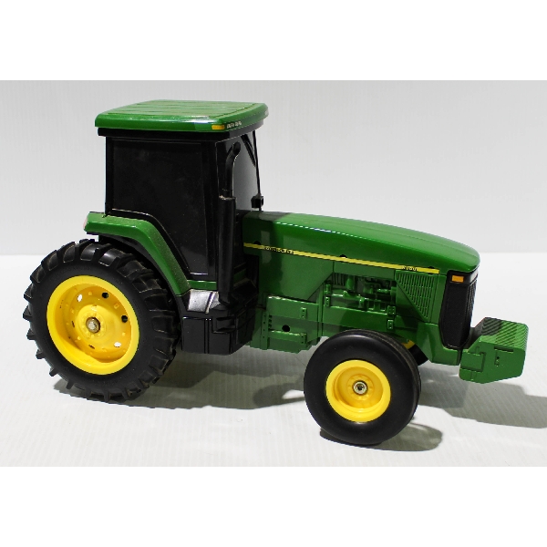 JOHN DEERE 3187R DIECAST TRACTOR 14" L X 8"H