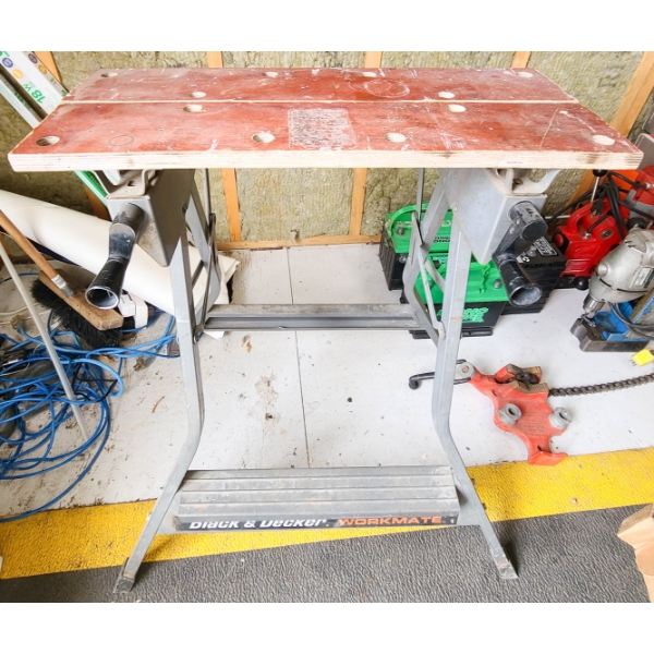 BLACK & DECKER WORKMATE TABLE