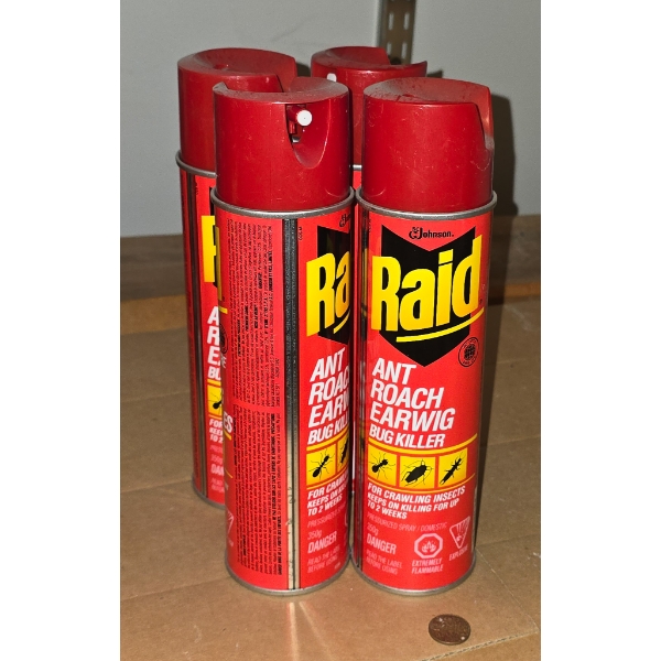 4 CANS OF RAID BUG KILLER 