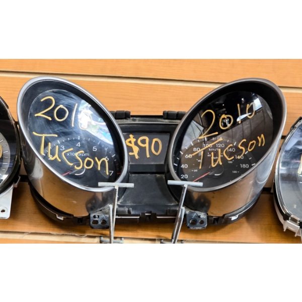 SALVAGE DASHBOARD FOR 2010 TUCSON