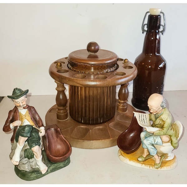 HUMIDOR - VINT. GLASS BOTTLE ETC.