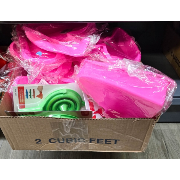 ASSORT SILICONE CAKE MOLDS AND FUNNELS