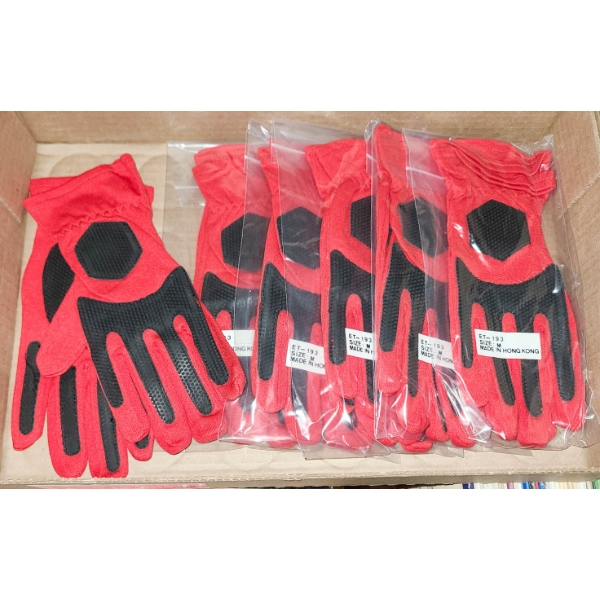 6 LADIES SPORTS GRIP GLOVES - SIZE M