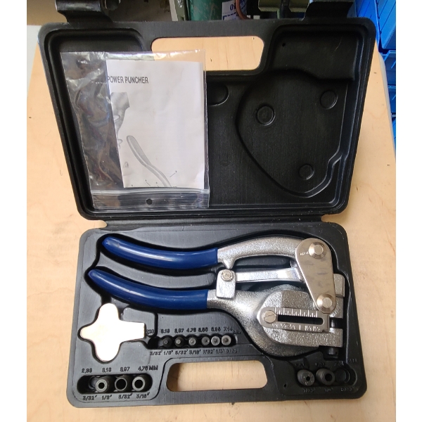 NEW HAND POWER PUNCH TOOL W/ ACCESSORIES