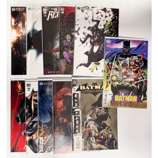 11 BATMAN DC COMIC BOOKS