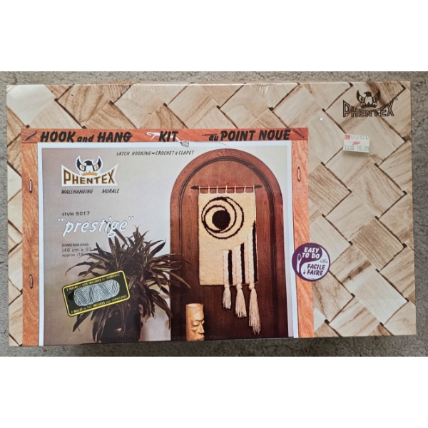 SEALED PHENTEX HOOK & HANG KIT