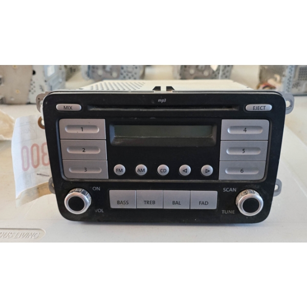 SALVAGED RADIO/ PLAYER FOR 2000 HONDA CIVIC