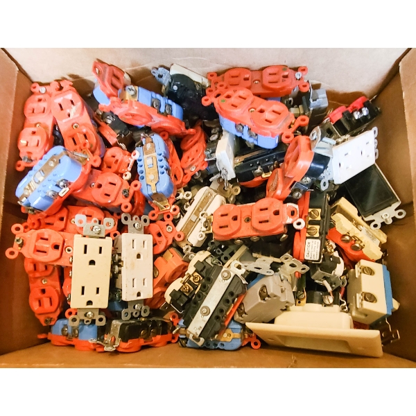 ASST ELECTRICAL 110 PLUGINS