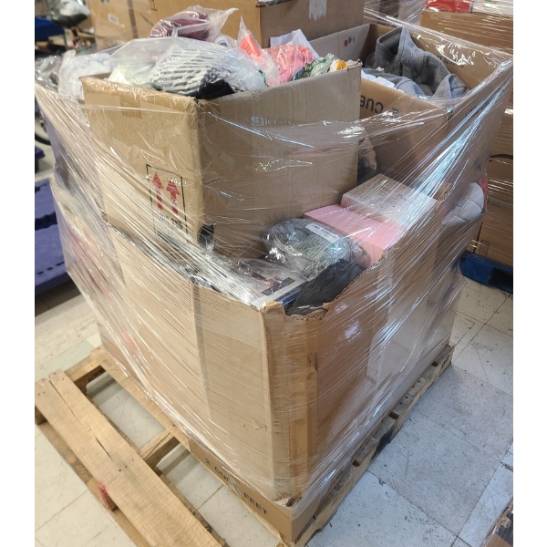 TARGET & DICK'S SPORTING GOODS CLOTHING