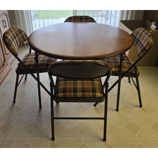 VINT. FOLDING CARD TABLE W/ CHAIRS