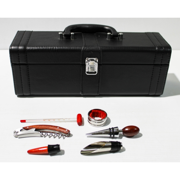 NEW 5PC WINE GIFT BOX SET - BLACK