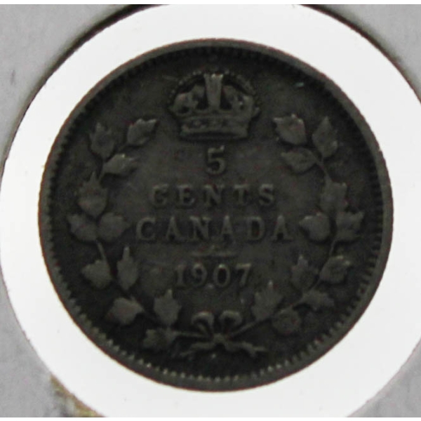 1907 CANADIAN SILVER 5 CENT COIN