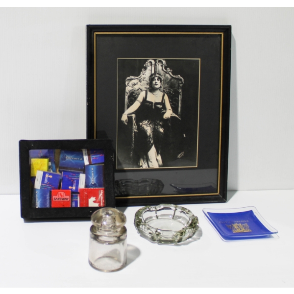 VINT. ARMSTRONG'S INSULATOR - BLK/WHITE SIGNED PHOTO ETC.