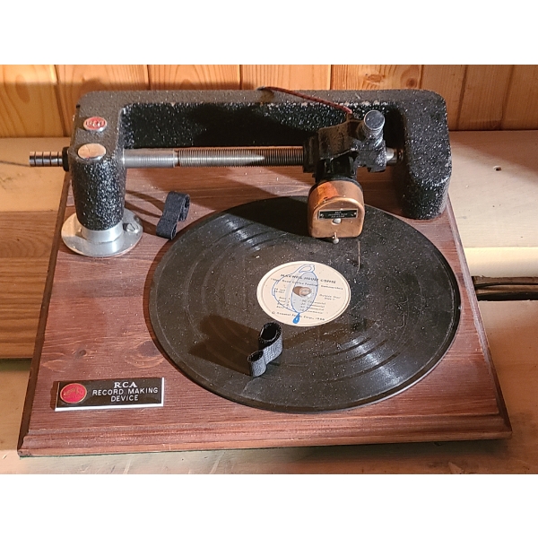 REPLICA RCA RECORD MAKING DEVICE 