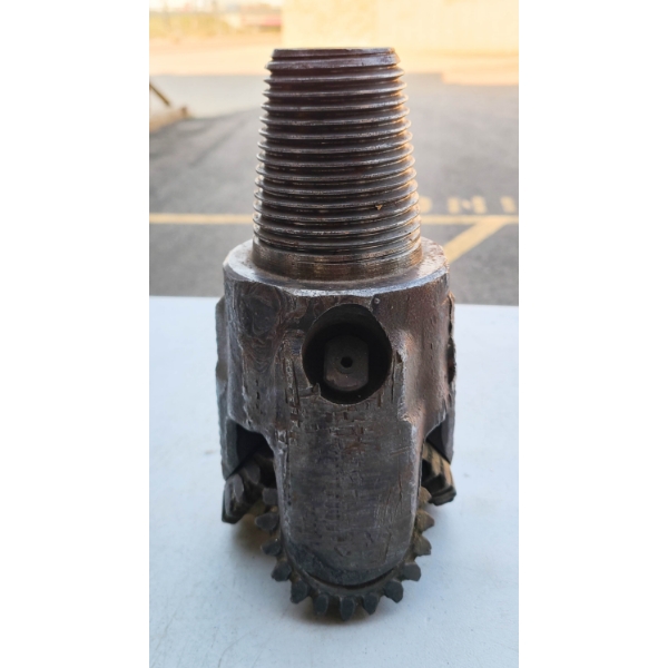 DRILL BIT 4 3/4 CONES TURN - FOR DECORATION