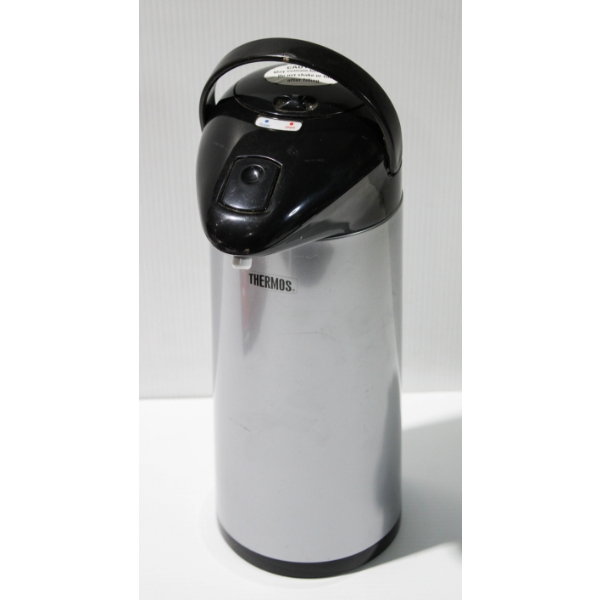 UNUSED THERMOS BRAND PUMP POT