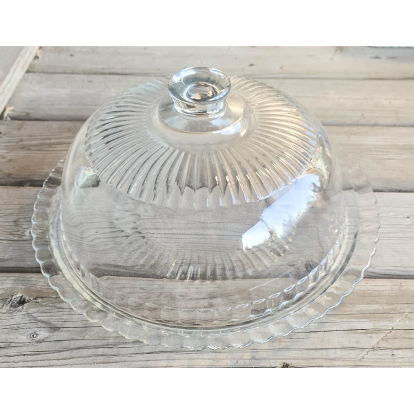 DECORATIVE GLASS CLOCHE