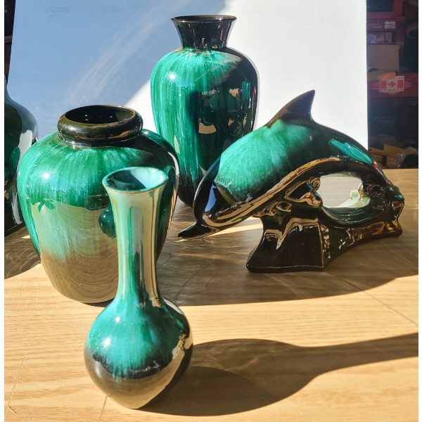 VINTAGE BLUE MOUNTAIN POTTERY DOLPHIN