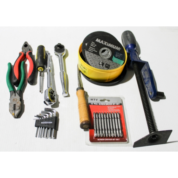 ASSORT. TOOLS INC. SNIPS, RATCHETS AND MORE