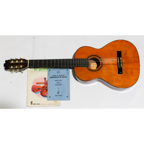 HARMONY GUITAR MODEL 6124