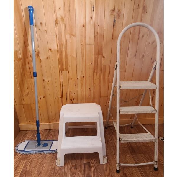 STEP STOOL STEP LADDER & MOP