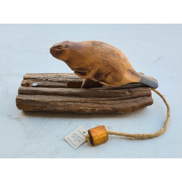 NEW BEAVER SCULPTURE DOOR KNOCKER