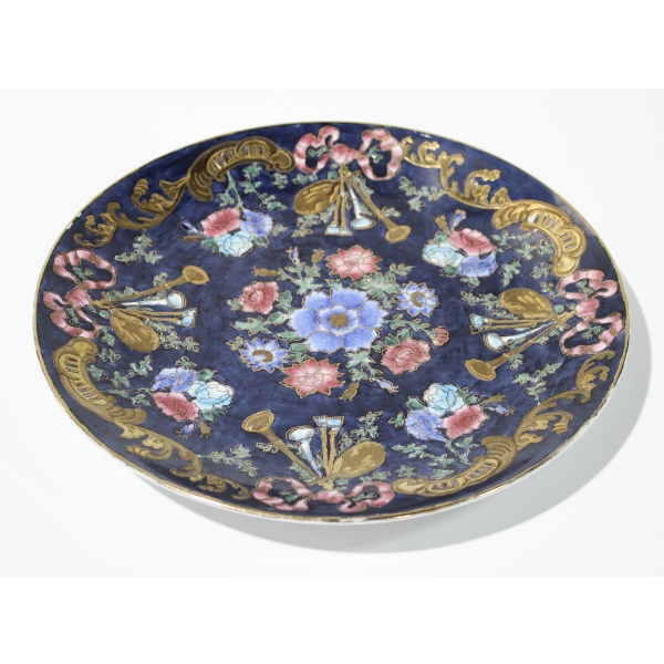 TOYO DECORATIVE DISPLAY PLATE