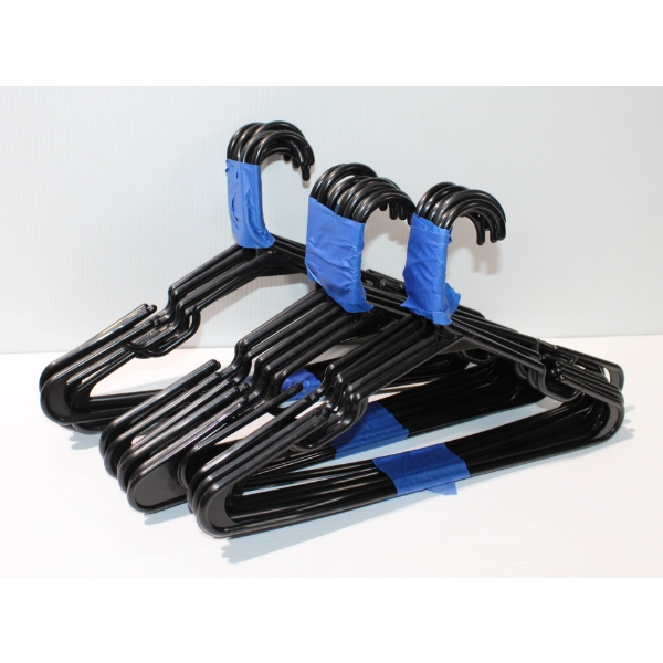 30 NEW PLASTIC HANGARS