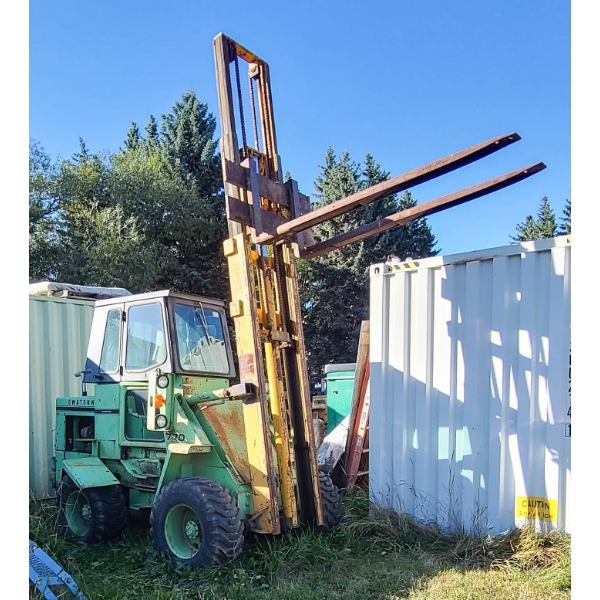 OWATONNA 770 LOADER STYLE CABBED FORKLIFT