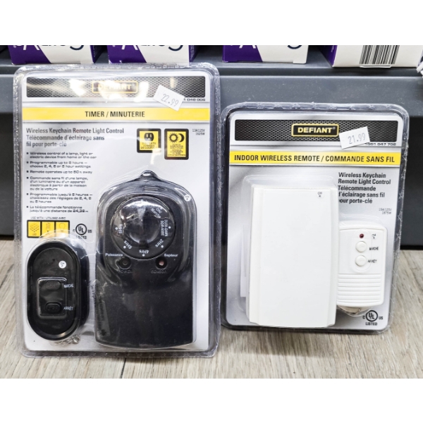 2 INDOOR WIRELESS REMOTE LIGHT CONTROL KEYCHAINS