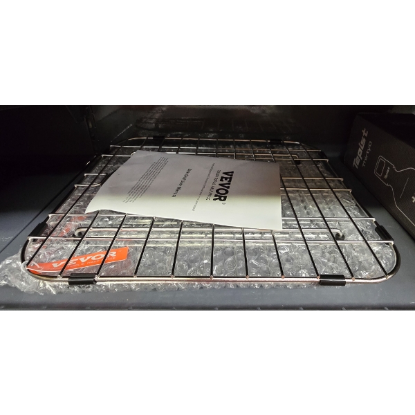 TWO METAL SINK GRIDS