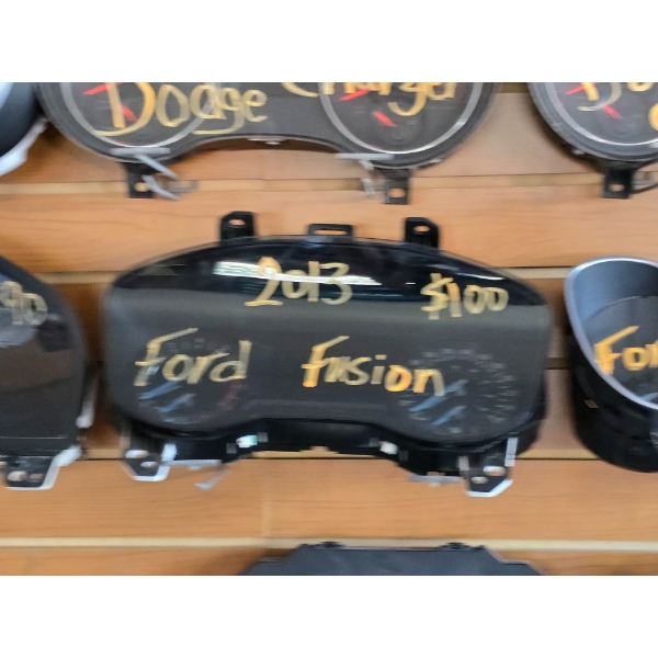 SALVAGE DASHBOARD FOR 2013 FORD FUSION