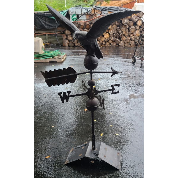 TIN EAGLE WEATHER VANE APPROX. 3 FT H