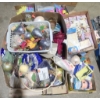 Image 1 : NEW DOLLAR STORE MERCHANDISE PALLET