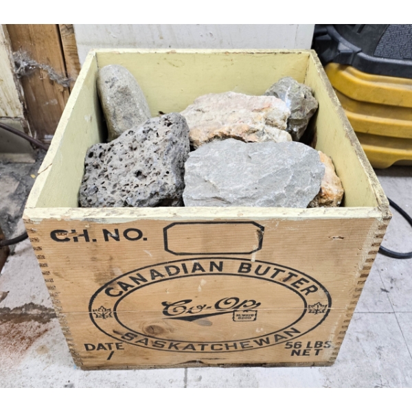 ASSORT. HEAVY ROCKS FOR CUTTING AND POLISHING