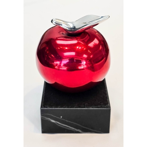 NEW HOSELTON SCULPTURES APPLE FIGURE W/MARBLE BASE
