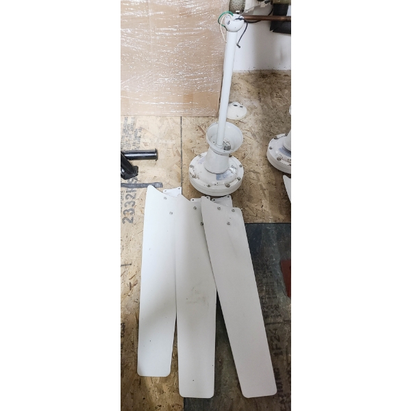 3 BLADE CEILING FAN