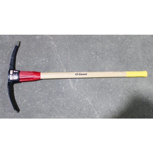 NEW GARANT PICK & MATTOCK AXE - 5LBS  36"