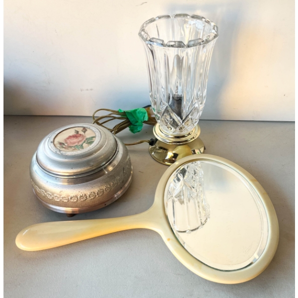 MUSIC BOX POWDER BOX ETC. - MUSIC BOX WORKING