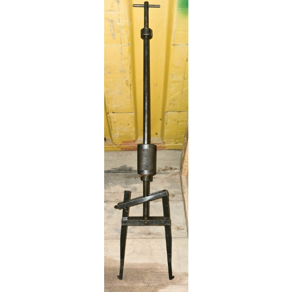 TWO JAW AUTOMOTIVE PULL / EXTRACTOR