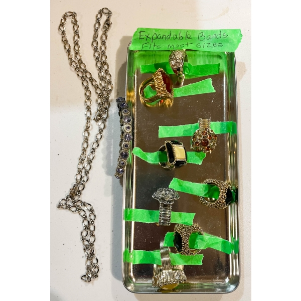 EXPANDABLE RINGS & BRACELET