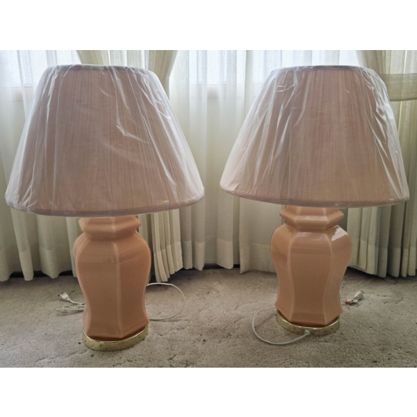 PAIR OF TABLE LAMPS