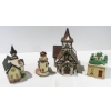 Image 1 : 4 CHRISTMAS VILLAGE CHURCH & LIGHT HOUSE ETC. LIGHT READY