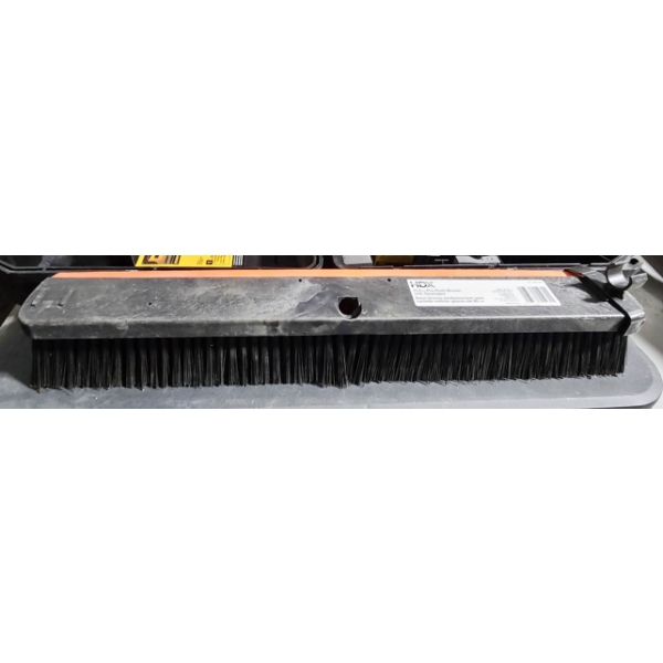 HDX 23.6" PRO PUSH BROOM HEAD W/ SQUEEGEE